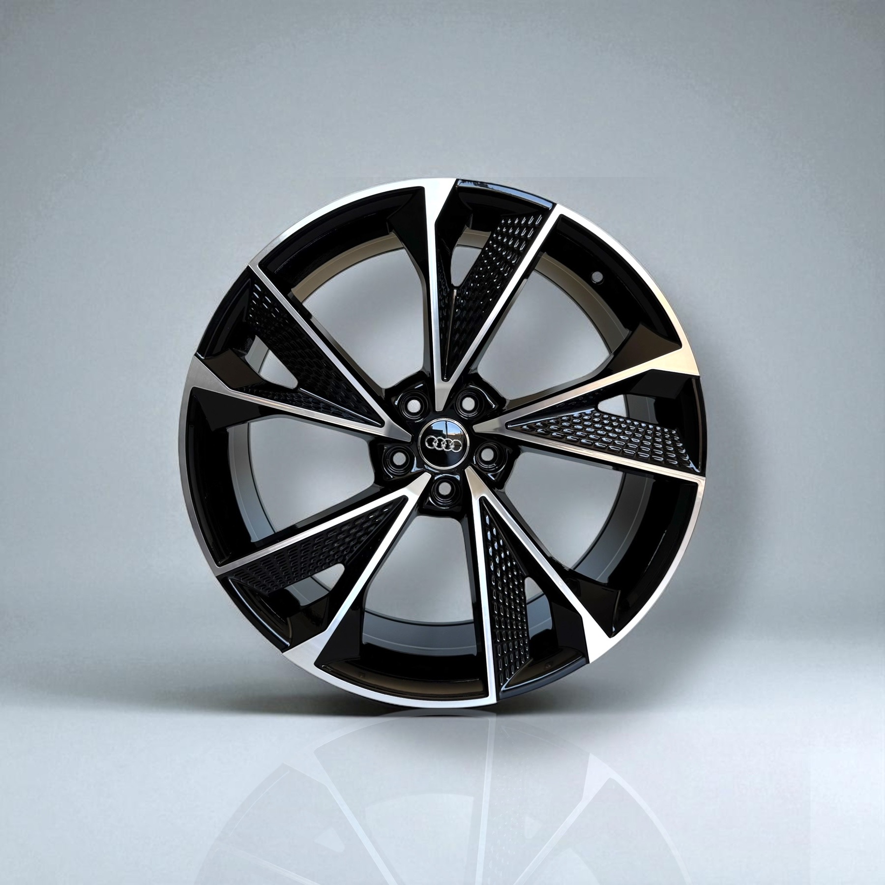 R6106 R18 18x8.0 5x112