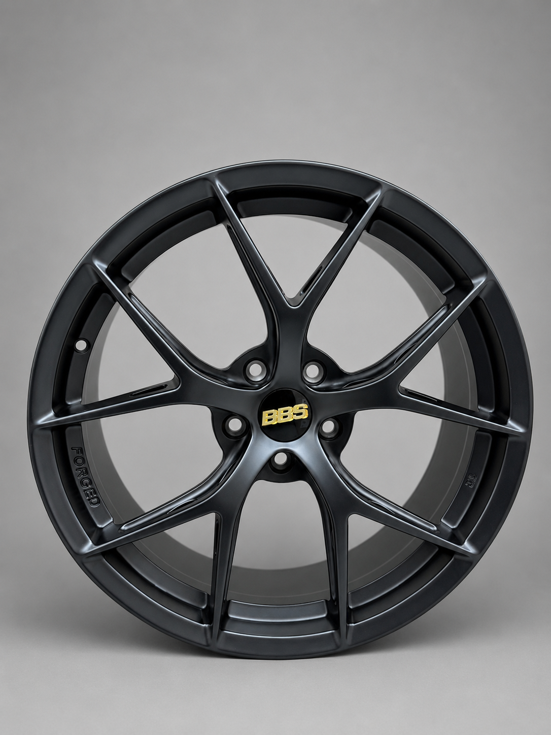 R996F R18 18x8.5 5x112